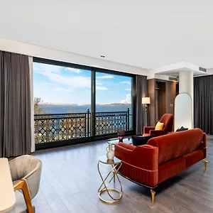 https://ezkar-bathonea-art.istanbul-turkeyhotels.com